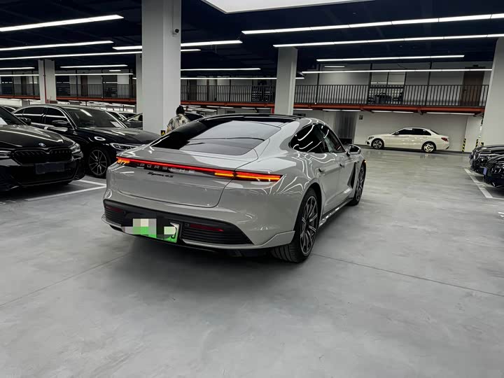 Porsche Taycan 2019 Taycan 4 S — фото 16