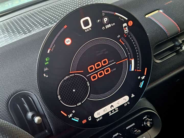 MINI Hatch — фото 16