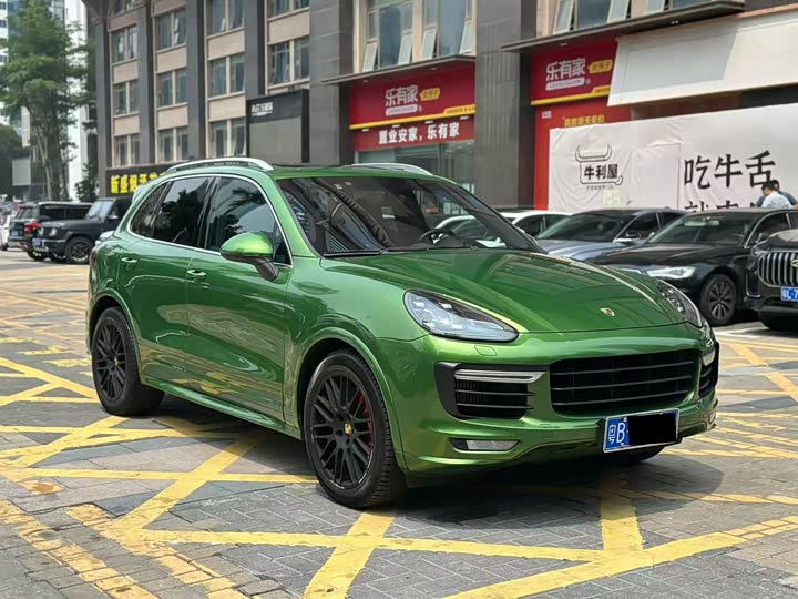 Porsche Cayenne 2015 Cayenne GTS 3.6 T — фото 3