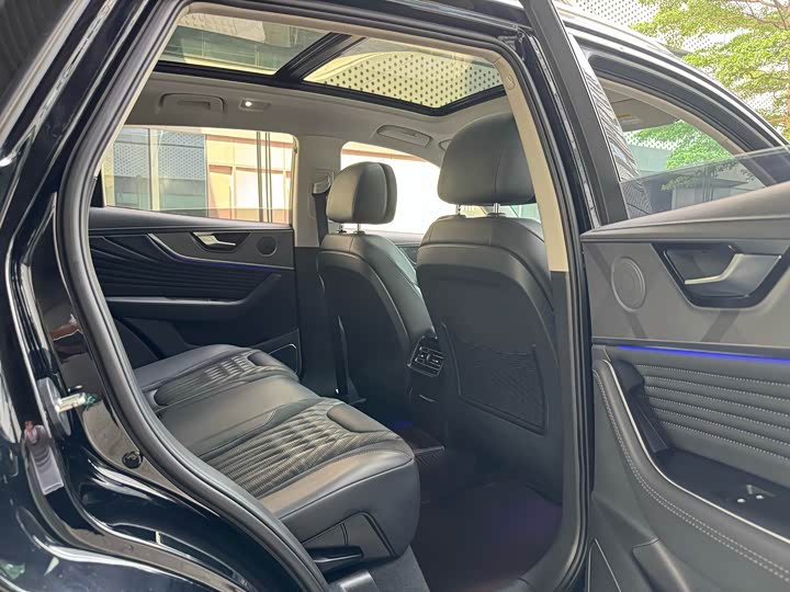 Hongqi HS5 2023 2.0 T Pro — фото 14
