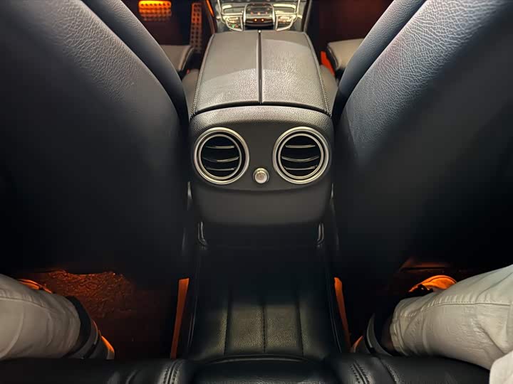 Mercedes-Benz C-Class 2018 C 200 — фото 13