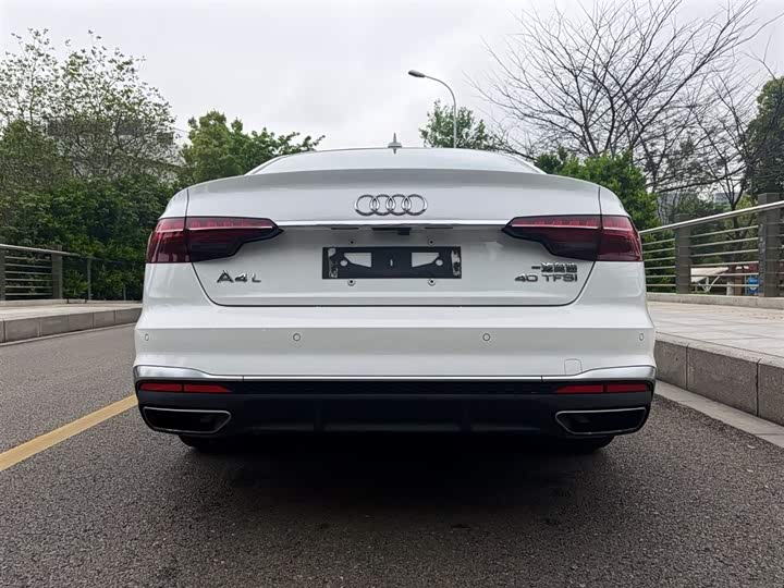 Audi A4L 2022 40 TFSI — фото 7