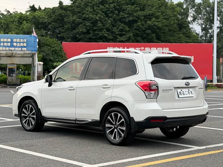 Subaru Forester — фото 7