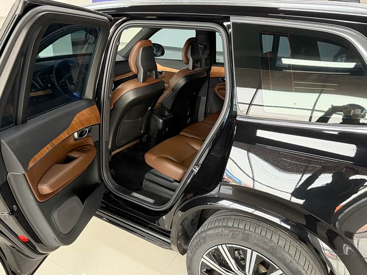 Volvo XC90 2022 B 5 — фото 6