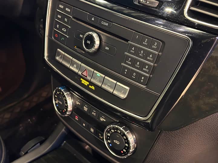 Mercedes-Benz GLS 2018 GLS 450 — фото 23