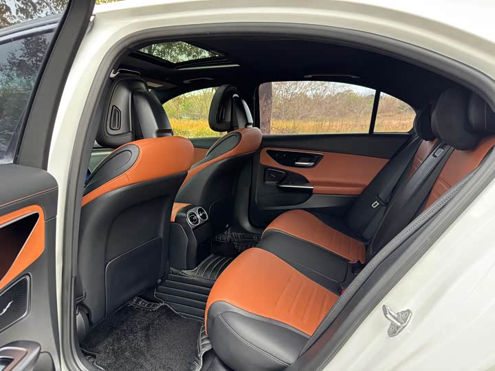 Mercedes-Benz C-Class 2022 C 200 L — фото 6