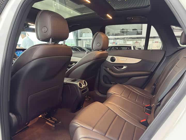 Mercedes-Benz GLC 2022 GLC 260 L 4 MATIC — фото 10