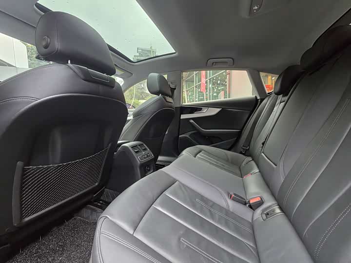 Audi A5 2023 Sportback 40 TFSI — фото 21