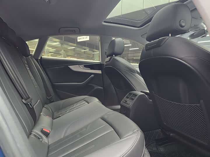 Audi A5 2023 Sportback 40 TFSI — фото 15