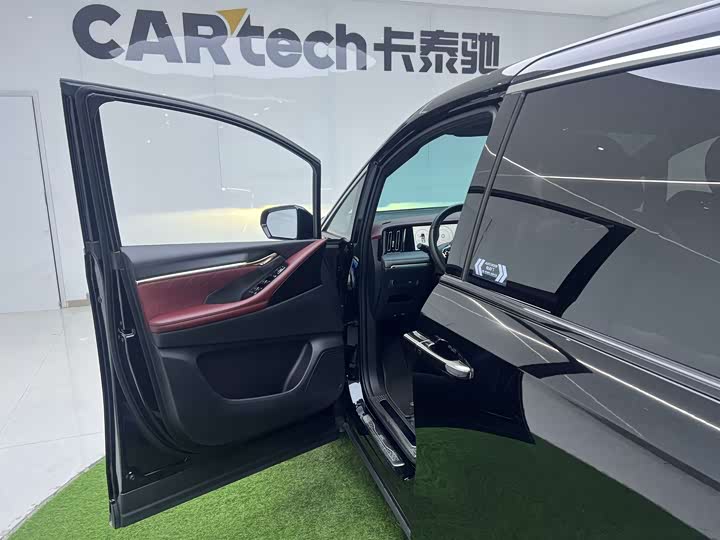 Trumpchi M8 2023 400 T — фото 18