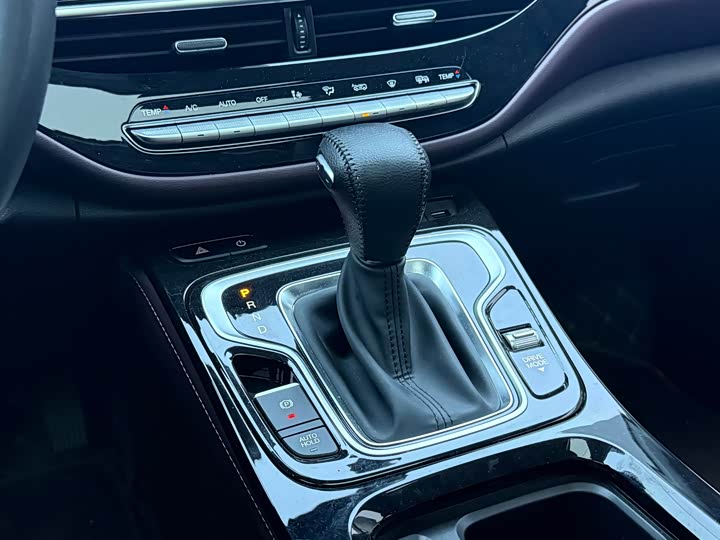 Trumpchi M6 2023 PRO 270 T DCT — фото 13