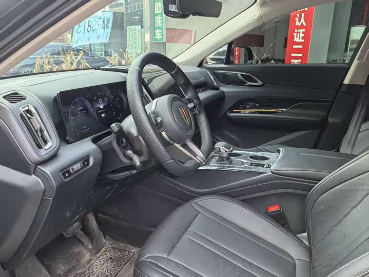Hongqi HS3 PHEV 2025 117km — фото 19