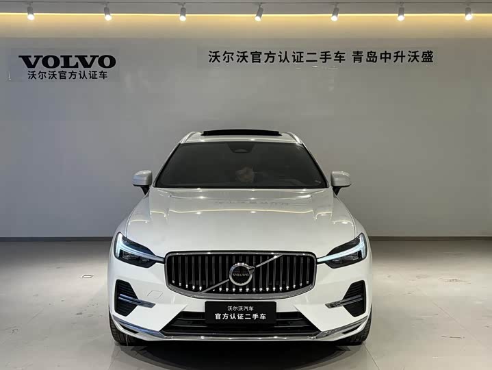 Volvo XC60 2025 B 5 4 WD — фото 2
