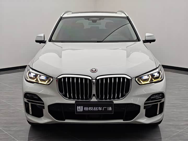 BMW X5 2019 x Drive 40i M — фото 2