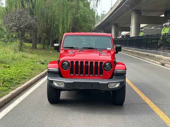 Jeep Wrangler — фото 2