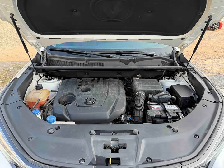 Changan CS75 PLUS 2021 1.5 T ATPremium — фото 17