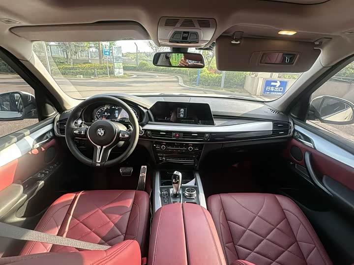BMW X5 2018 x Drive 35i — фото 6