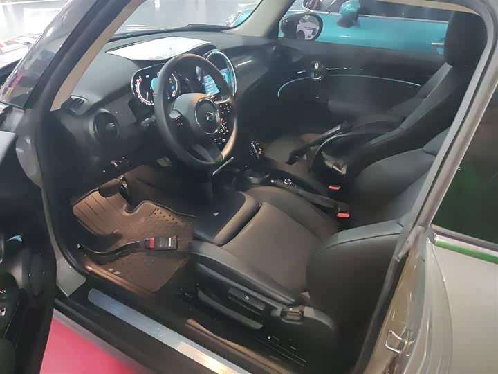 MINI Hatch — фото 13