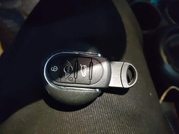 MINI Hatch — фото 11