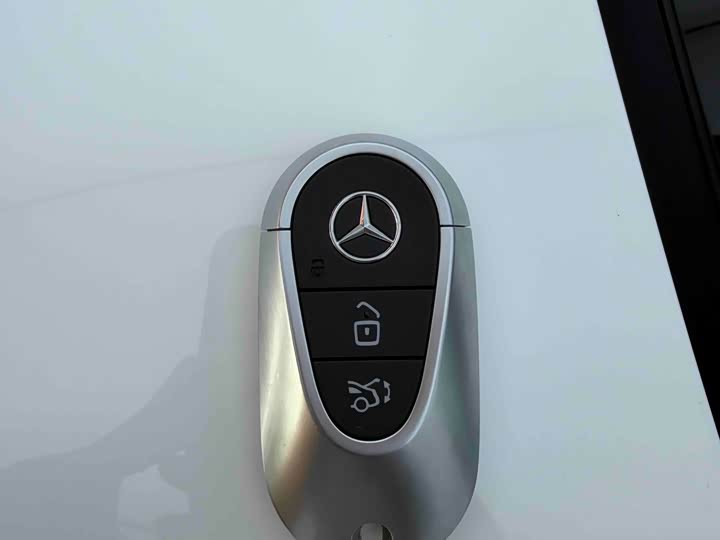 Mercedes-Benz C-Class 2022 C 200 L — фото 6