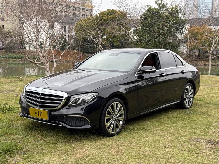 Mercedes-Benz E-Class 2017 E 300 Sport — фото 1