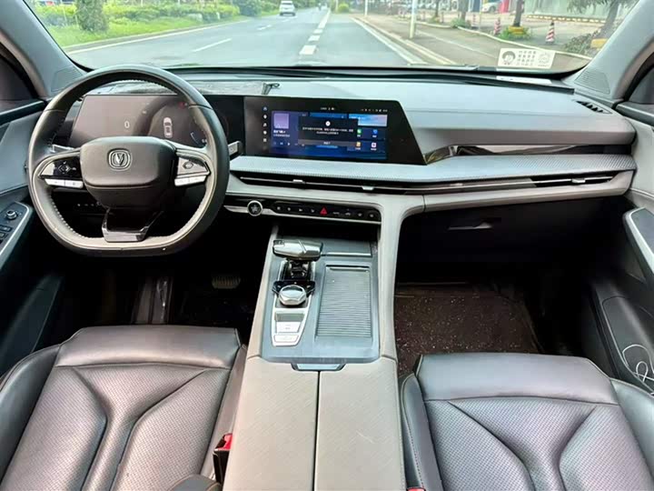 Changan CS75 PLUS 2022 1.5 T ATPremium — фото 13