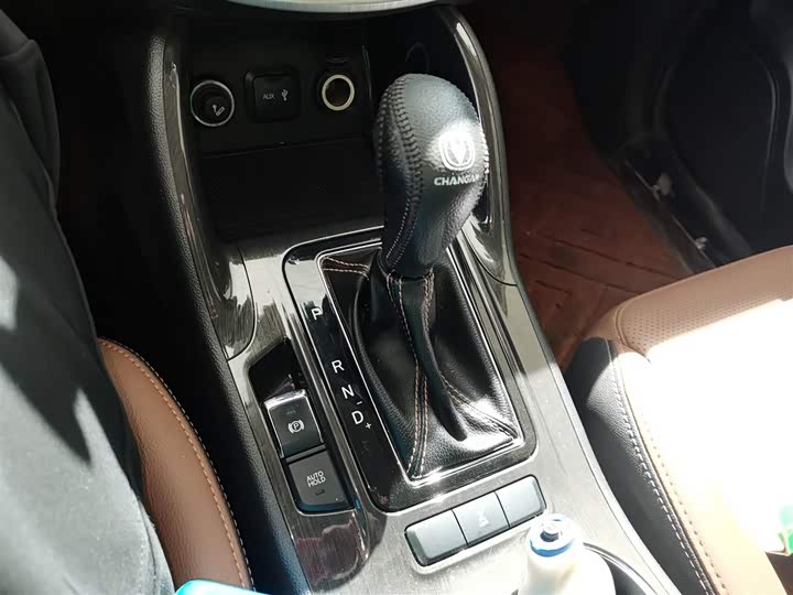 Changan CS75 2017 1.8 T AT 4 WDElite — фото 14