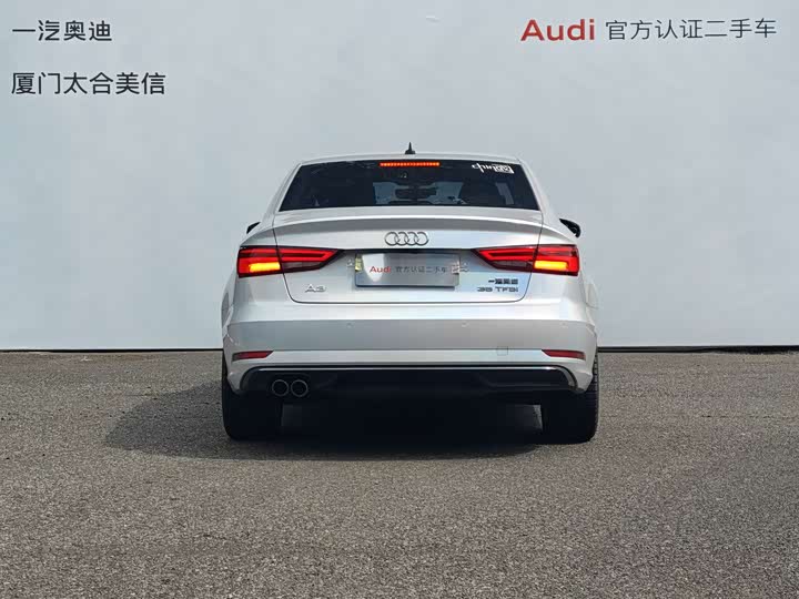 Audi A3 2019 Limousine 35 TFSI V — фото 5