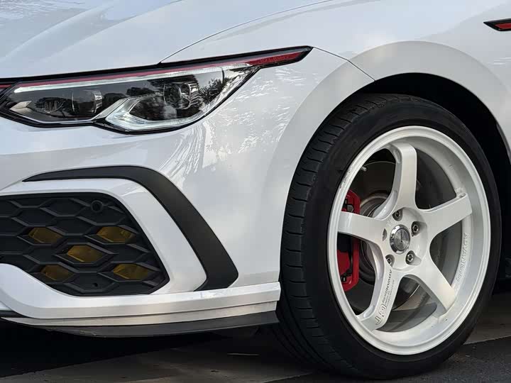 Volkswagen GTI — фото 5