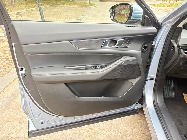 Changan UNI-K 2021 2.0 T Premium — фото 11