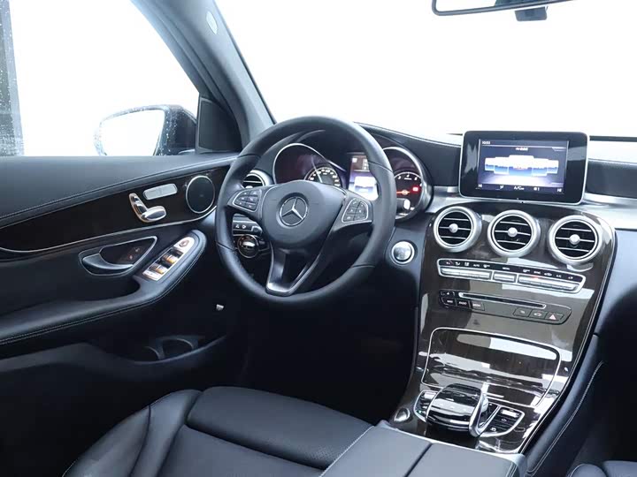 Mercedes-Benz GLC 2019 GLC 260 L 4 MATIC Luxury — фото 14