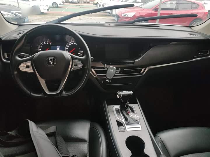 Changan CS35 PLUS 2020 1.4 T DCT — фото 10