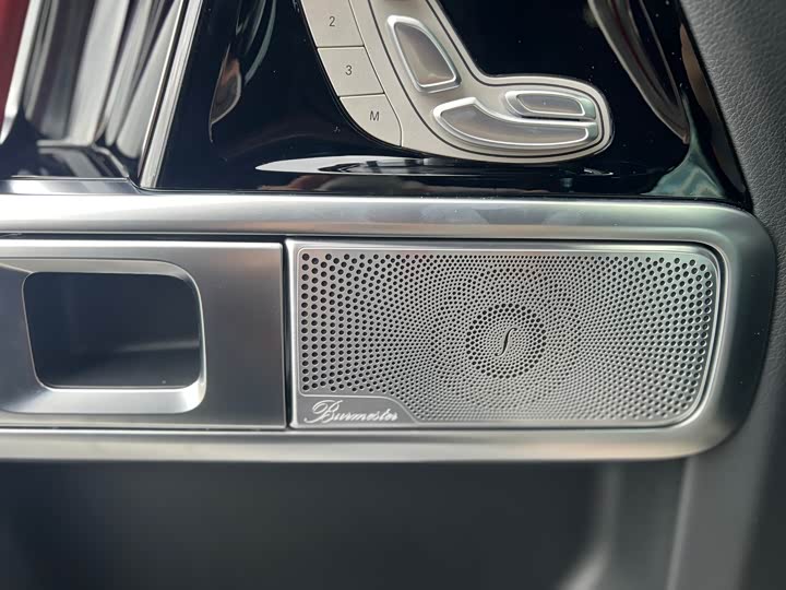 Mercedes-Benz G-Class 2024 G 500 — фото 10