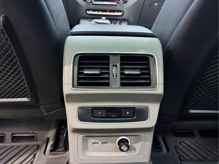 Audi Q5L 2020 40 TFSI — фото 18
