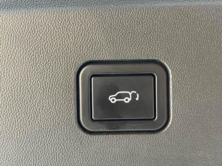 Changan UNI-K 2021 2.0 T Premium — фото 25