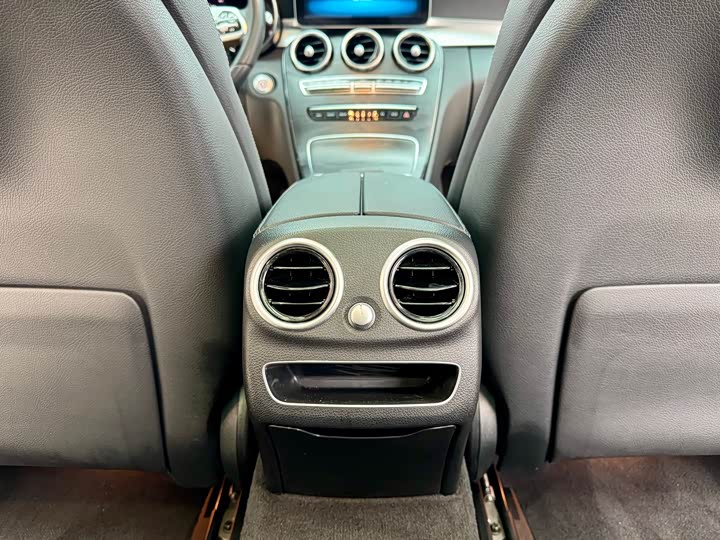 Mercedes-Benz C-Class 2019 C 260 L — фото 19