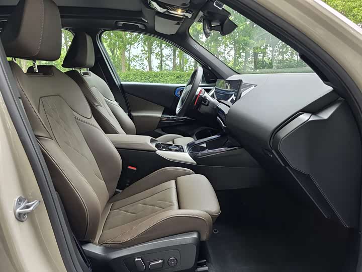 BMW X3 M50 2025 M 50 x Drive — фото 7