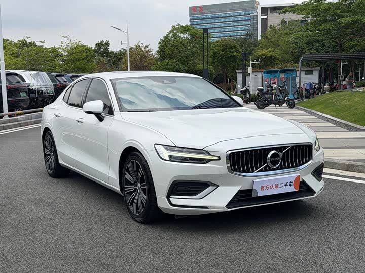 Volvo S60 2021 T 4 — фото 3