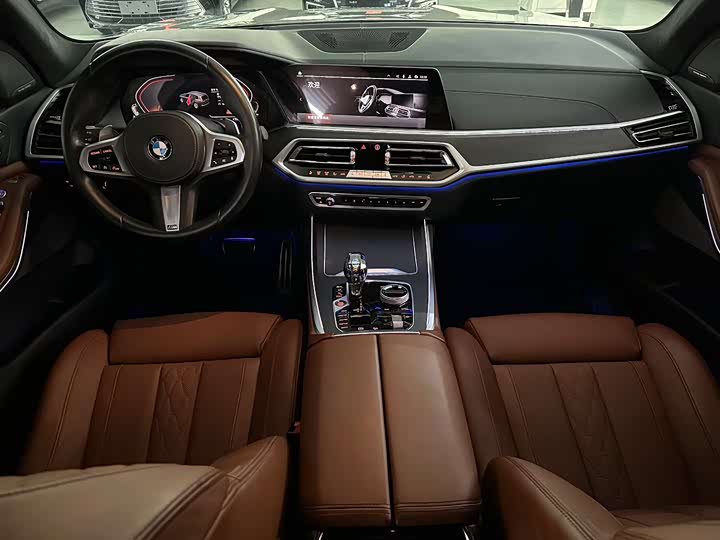 BMW X7 2021 x Drive 40i M — фото 6