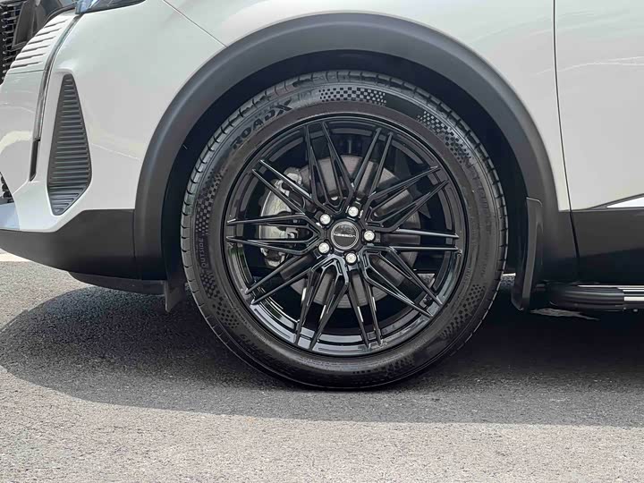 Peugeot 5008 2021 360 THP 5 — фото 29