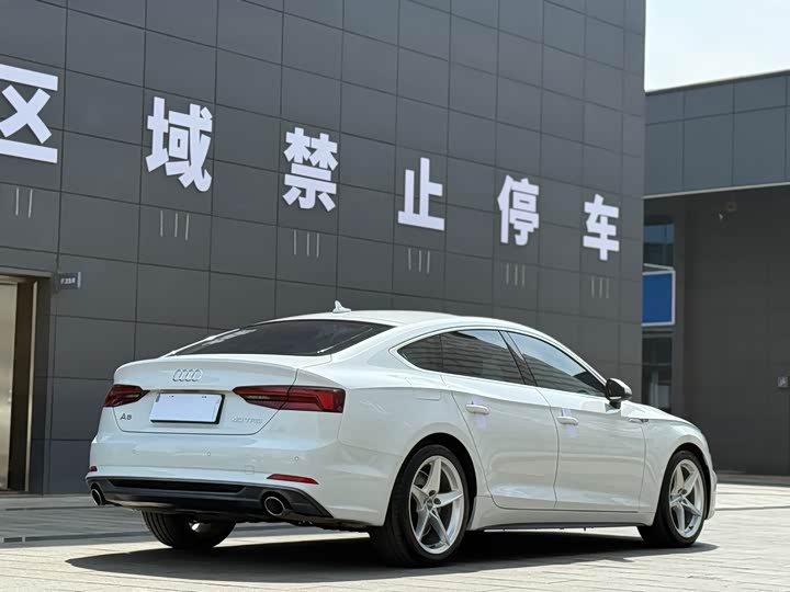 Audi A5 2017 Sportback 40 TFSI — фото 9