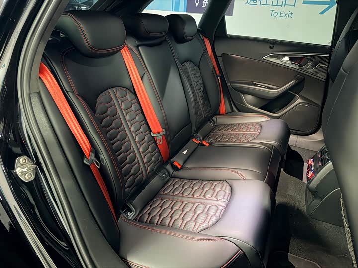 Audi RS6 2016 RS 6 4.0 T Avant — фото 11