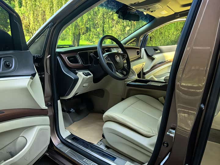 Buick GL8 28T комфорт VI — фото 11