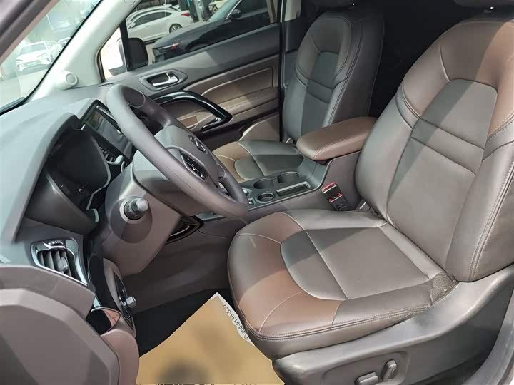 Trumpchi GS4 2017 235 T AT 2 WD — фото 15