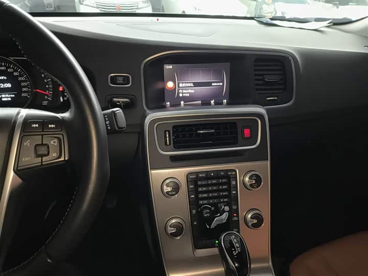Volvo S60 2019 S 60 L T 3 — фото 13