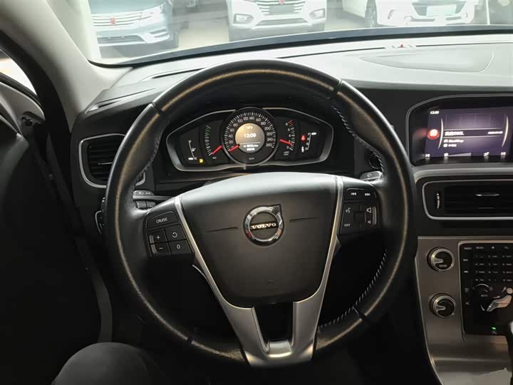 Volvo S60 2019 S 60 L T 3 — фото 10
