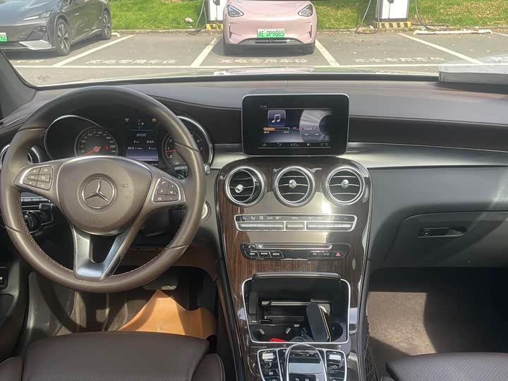 Mercedes-Benz GLC 260 4MATIC люкс — фото 13