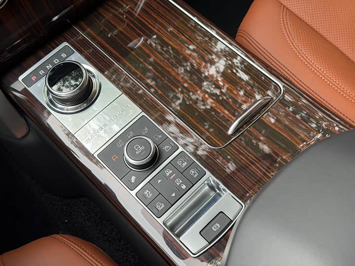 Land Rover Range Rover — фото 10