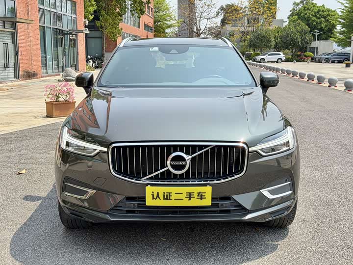 Volvo XC60 2021 T 5 4 WD — фото 8