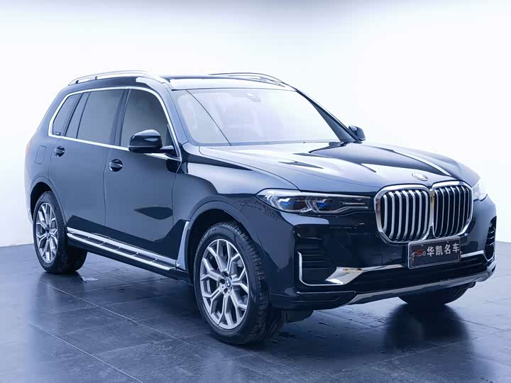 BMW X7 2022 x Drive 40i — фото 3